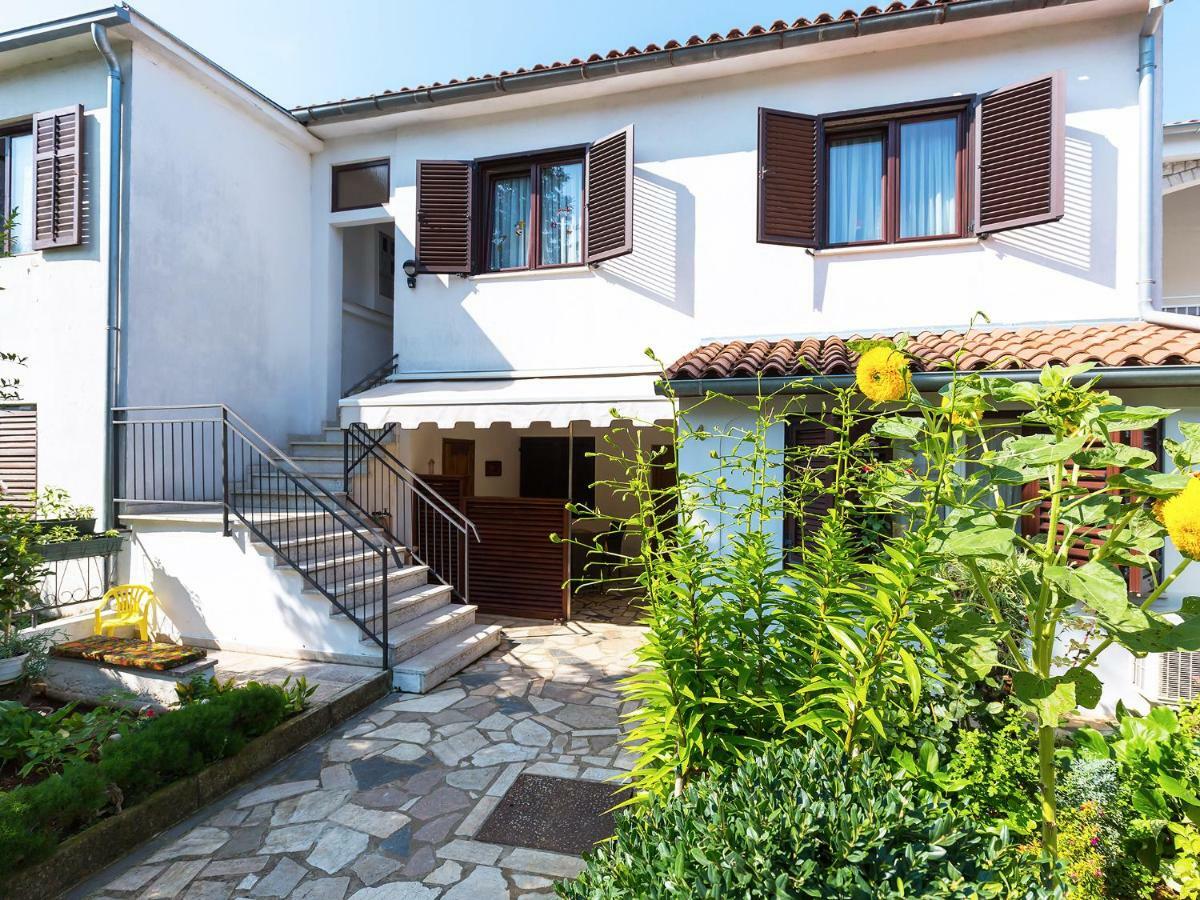 Apartments Nives Porec Luaran gambar