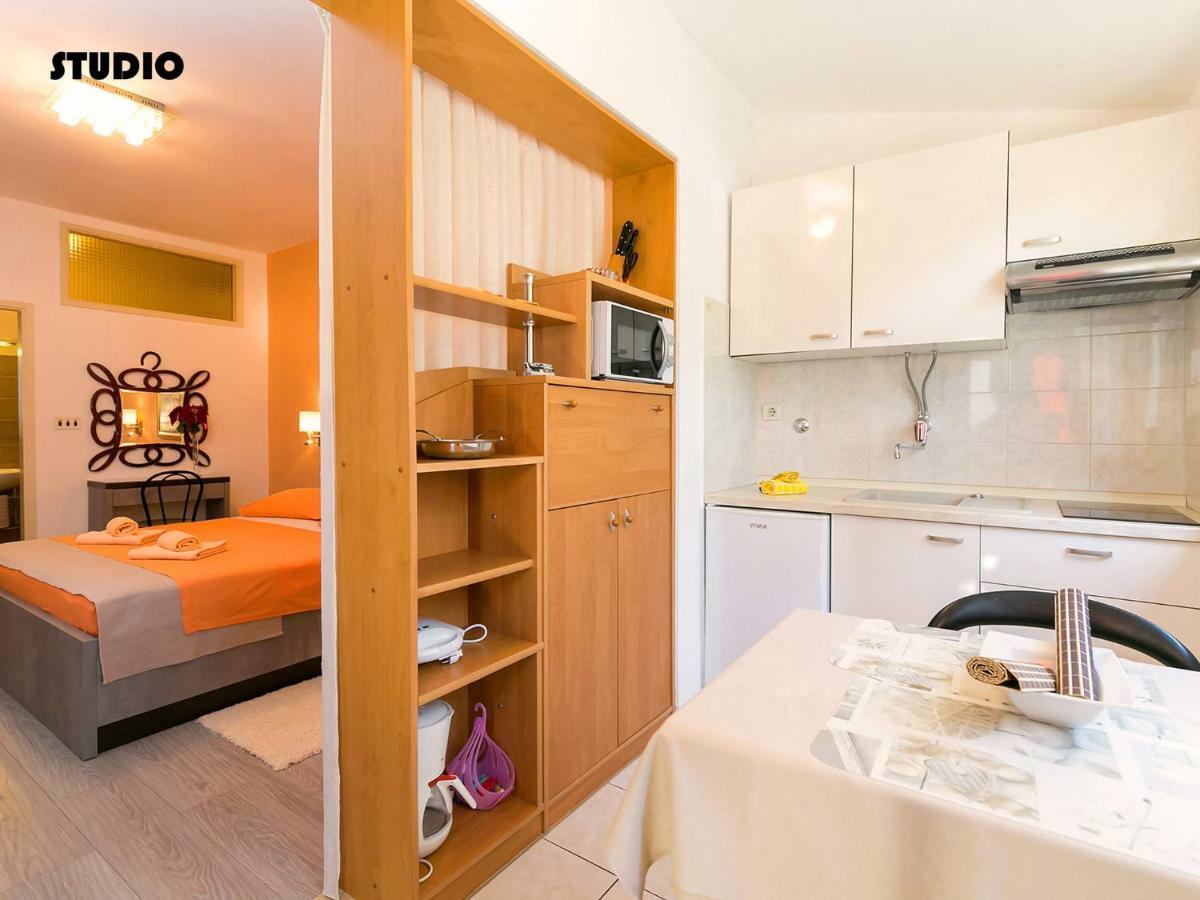 Apartments Nives Porec Luaran gambar